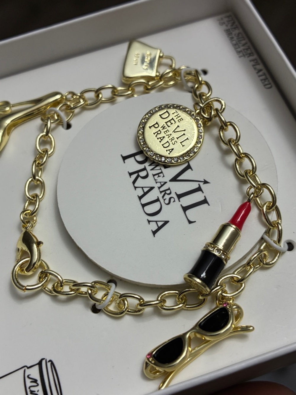24HR DROP ⬇️ The devil wears Prada charm bracelet - Picture 2 of 9
